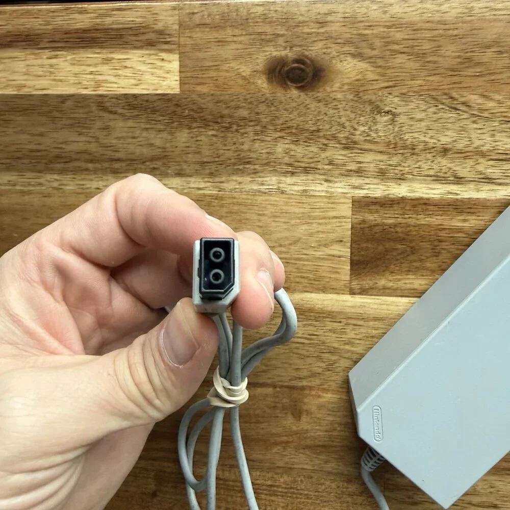 Original Nintendo Wii AC Adapter RVL-002 USA OEM Power Supply Charger 12V 3.7A‎